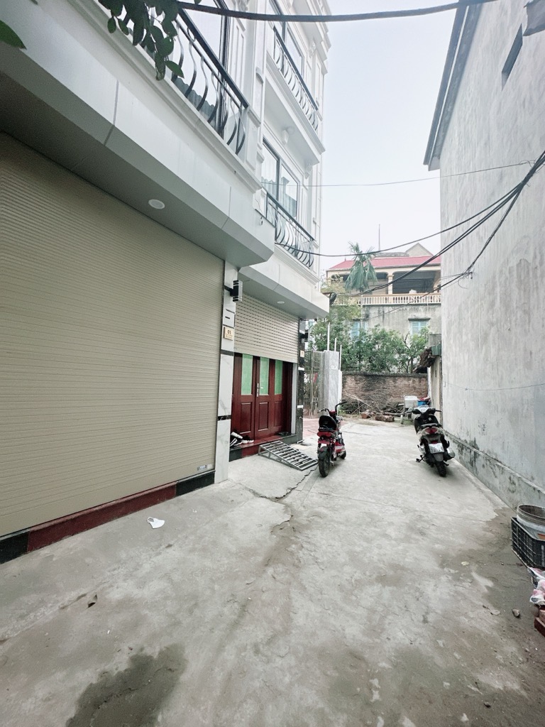 Bán nhà ngõ 68 đường Nguyễn Văn Linh, 40m, 5 tầng, giá chỉ hơn 4 tỷ .