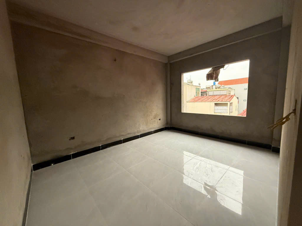 NHÀ XÂY MỚI- VÀI BƯỚC CHÂN RA PHỐ, TẢ THANH OAI, 41.3M, 4 TẦNG, MT 5.15M, 5,8 TỶ