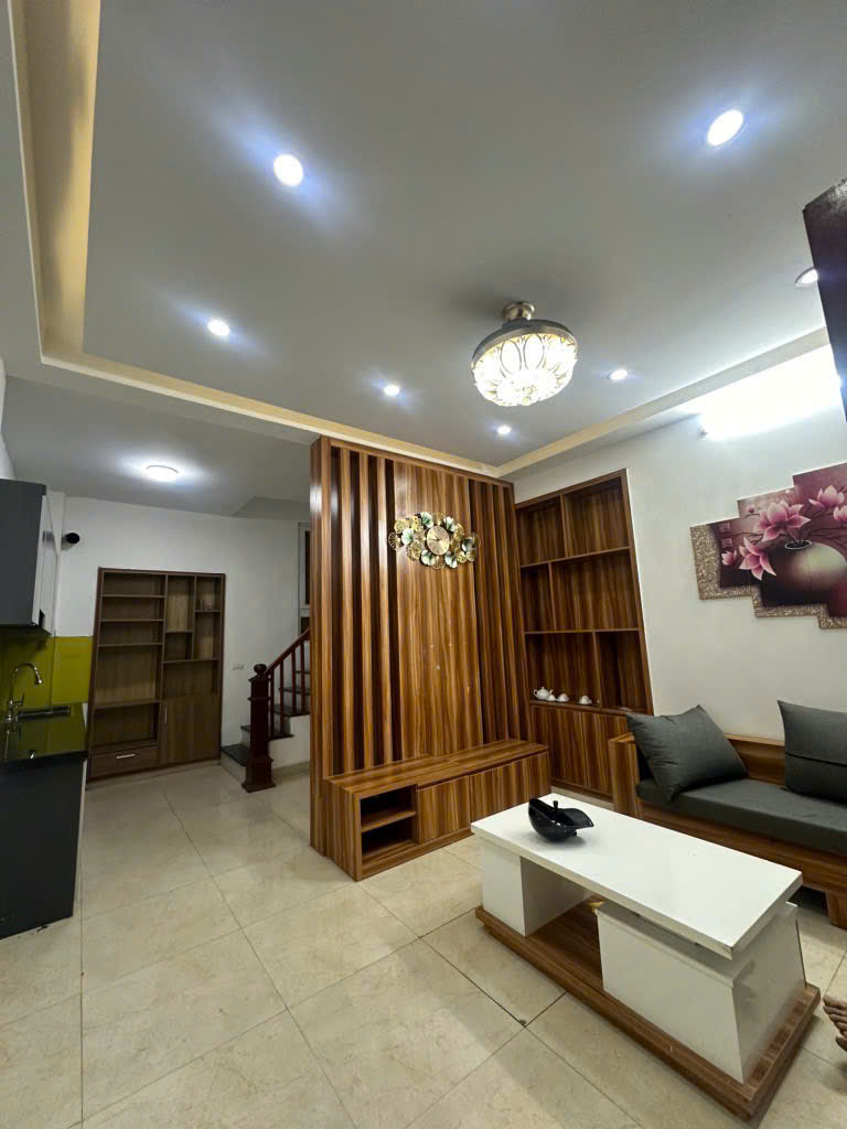 NHÀ MỚI KÍNH KOONG, 30M, 5 TẦNG, MT 4.25M, 5.3 TỶ, TẢ THANH OAI, 0839290222