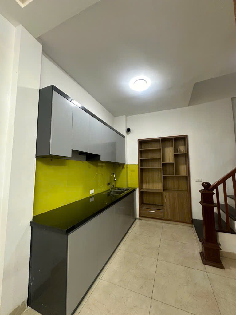 NHÀ MỚI KÍNH KOONG, 30M, 5 TẦNG, MT 4.25M, 5.3 TỶ, TẢ THANH OAI, 0839290222