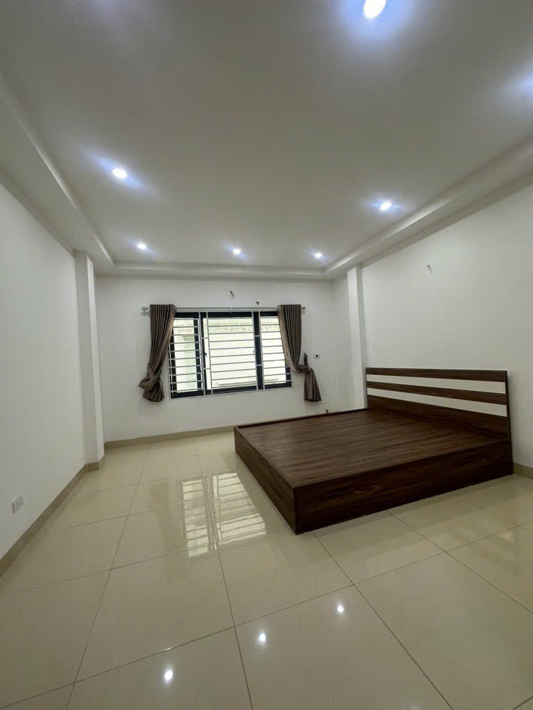 NHÀ MỚI KÍNH KOONG, 30M, 5 TẦNG, MT 4.25M, 5.3 TỶ, TẢ THANH OAI, 0839290222