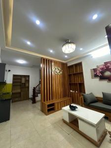 NHÀ MỚI KÍNH KOONG, 30M, 5 TẦNG, MT 4.25M, 5.3 TỶ, TẢ THANH OAI, 0839290222