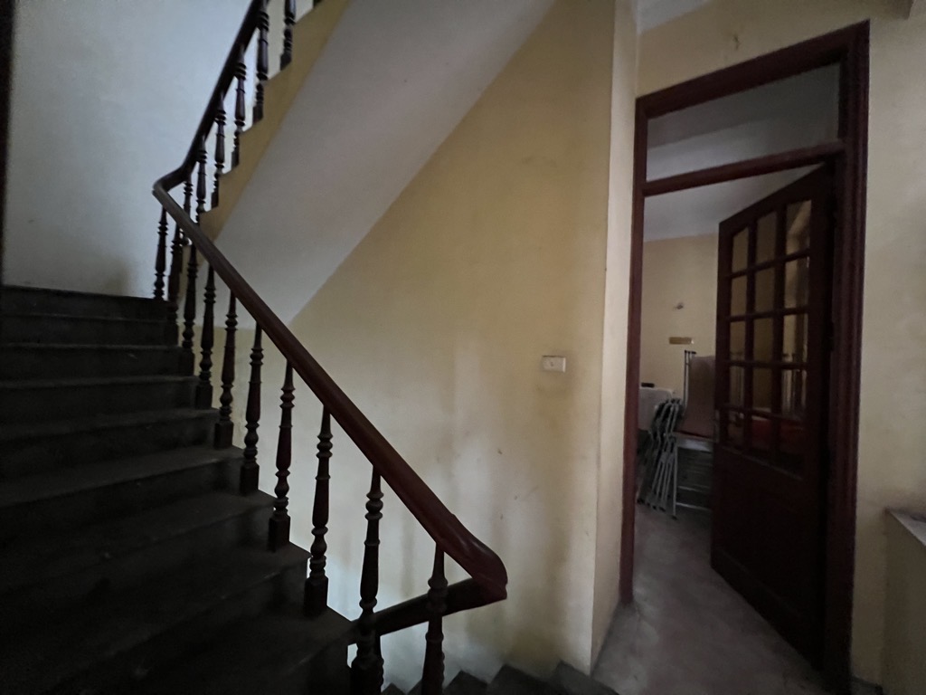 MẶT NGÕ LÔ GÓC 3 MẶT THOÁNG , KINH DOANH .