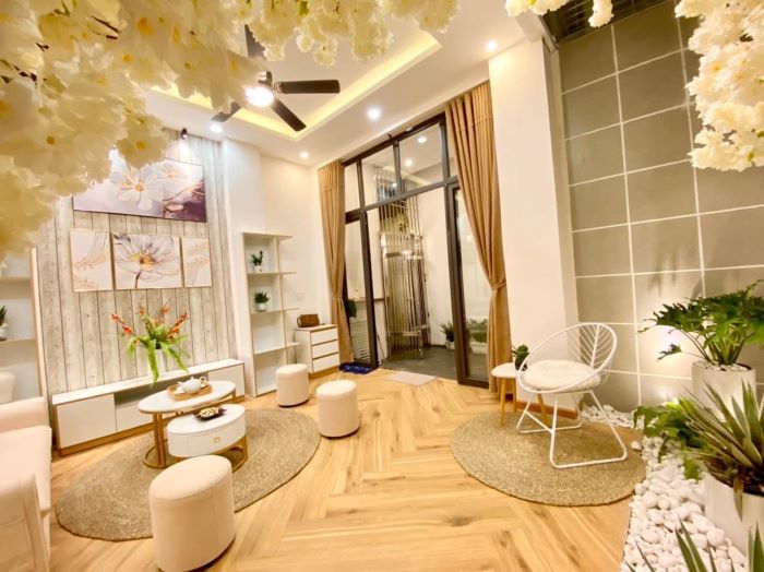 BÁN NHÀ MẶT PHỐ ĐÔNG CÁC, THIÊN ĐƯỜNG KINH DOANH, ĐƯỜNG Ô TÔ TRÁNH, 50M2, GARA