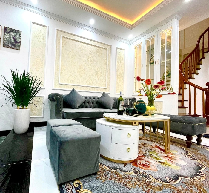 GIÁ TỐT!!! BÁN NHÀ PHỐ THÁI THỊNH, HƠN 50M2, ĐƯỜNG RỘNG THÊNH THANG, Ô TÔ ĐỖ CỬA, HẦM ĐỂ XE
