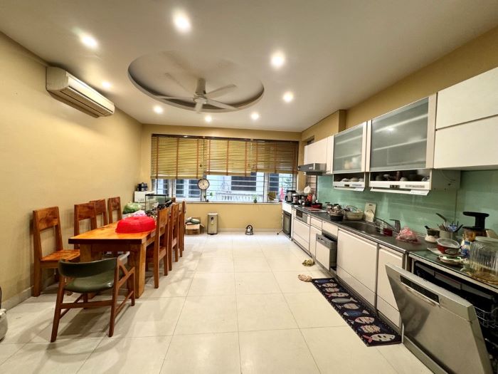HƠN 60M2 5 TẦNG, NGÕ THÔNG – OTO TRÁNH, 3 BƯỚC RA PHỐ, KINH DOANH ĐỈNH!!! LÊ TRỌNG TẤN