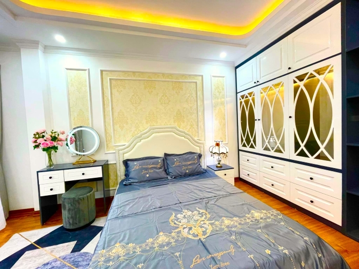 BÁN NHÀ PHỐ HOÀNG VĂN THÁI, 56M2 OTO TRÁNH, 5 TẦNG GARA THANG MÁY