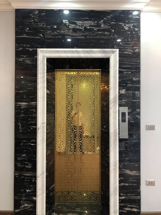 BÁN NHÀ PHỐ ĐỘI CẤN, 42M2 6 TẦNG THANG MÁY, BA BƯỚC RA PHỐ, NHÀ ĐẸP Ở NGAY