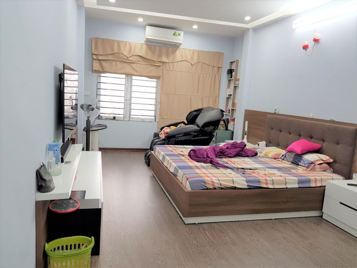 NHÀ ĐẸP VƯƠNG THỪA VŨ GẦN 40M2 4 TẦNG, GARA Ô TÔ, LÔ GÓC, NGÕ THÔNG RỘNG