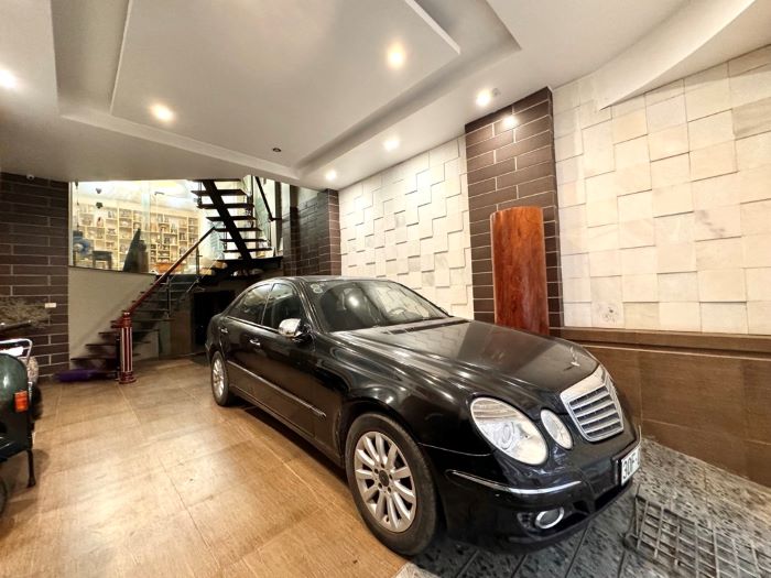 BÁN NHÀ HOÀNG VĂN THÁI GẦN 50M2 4 TẦNG, Ô TÔ 7 CHỖ VÒNG QUANH, GẦN PHỐ