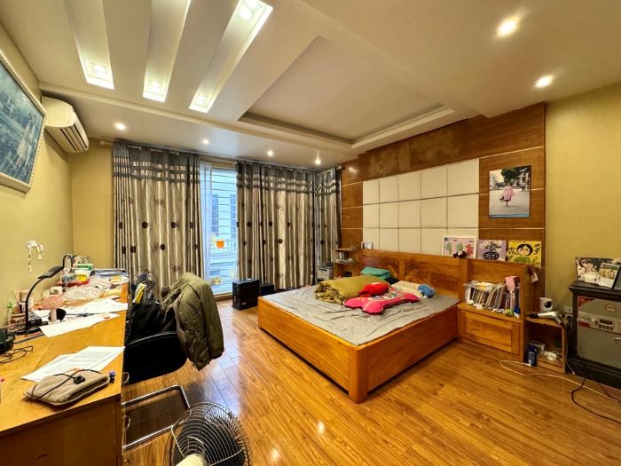 NHÀ NGUYỄN CHÍ THANH 50M2 2 THOÁNG 6 TẦNG GARA THANG MÁY, MẶT TIỀN RỘNG, NỘI THẤT ĐẸP