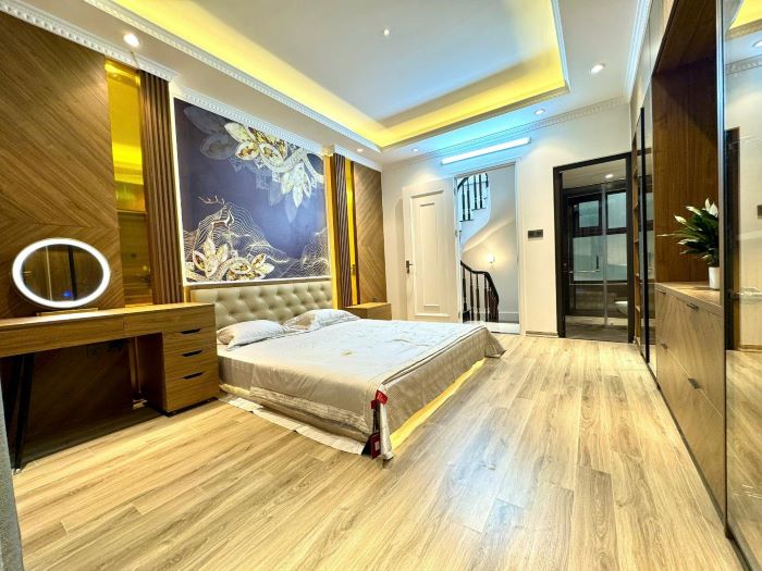 BÁN NHÀ LÊ TRỌNG TẤN 60M2 5 TẦNG, LÔ GÓC, Ô TÔ VÀO NHÀ, THÔNG THOÁNG, KINH DOANH
