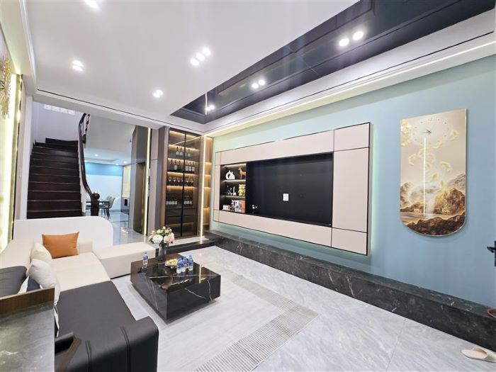 NHÀ HOÀNG VĂN THÁI GẦN 50M2 4 TẦNG, Ô TÔ 7 CHỖ VÒNG QUANH, GẦN PHỐ