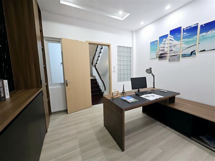 NHÀ HOÀNG VĂN THÁI GẦN 50M2 4 TẦNG, Ô TÔ 7 CHỖ VÒNG QUANH, GẦN PHỐ