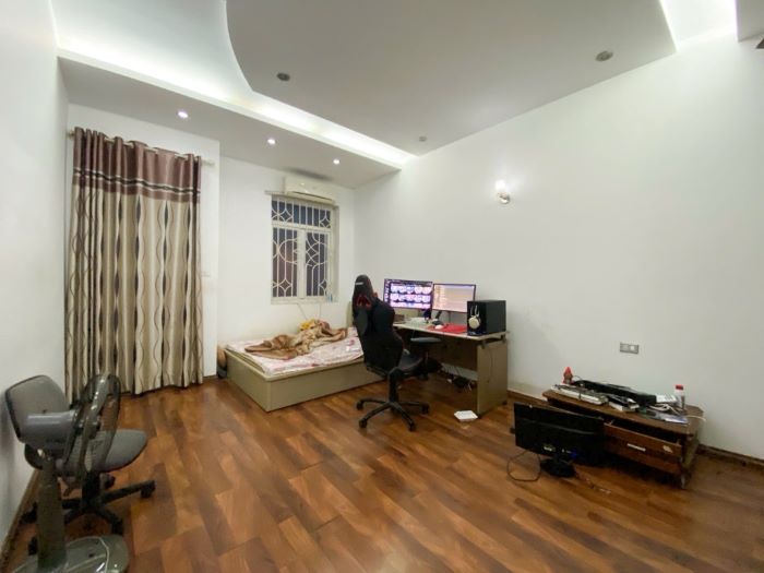 BÁN ĐẤT TẶNG NHÀ NGUYỄN VIẾT XUÂN HƠN 100M2, MẶT TIỀN RỘNG, Ô TÔ VÀO NHÀ, KINH DOANH