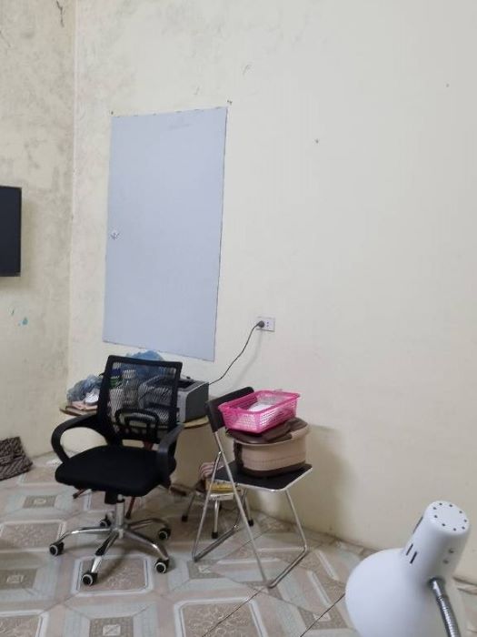 BÁN NHÀ CŨ CÙ CHÍNH LAN GẦN 50M2 NHỈNH 9 TỶ, VỊ TRÍ ĐẸP, ĐẦU TƯ, KINH DOANH