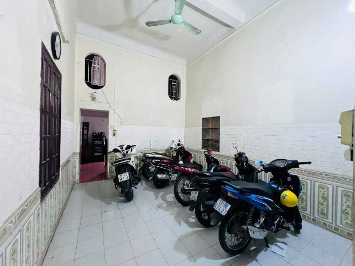 BÁN ĐẤT TẶNG NHÀ VƯƠNG THỪA VŨ 70M2 ÔTÔ VÒNG QUANH, ÔTÔ VÀO NHÀ, MẶT TIỀN RỘNG, KINH DOANH