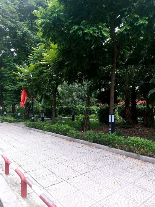 BÁN ĐẤT TẶNG NHÀ HOÀNG CẦU 40M2 MẶT TIỀN HƠN 5M, NGÕ Ô TÔ THÔNG TỨ TUNG