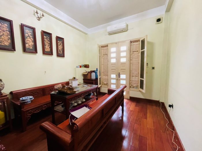 BÁN NHÀ QUAN NHÂN 45M2 NHỈNH 10 TỶ, LÔ GÓC Ô TÔ ĐỖ CỬA, MẶT TIỀN RỘNG, ĐẦU TƯ