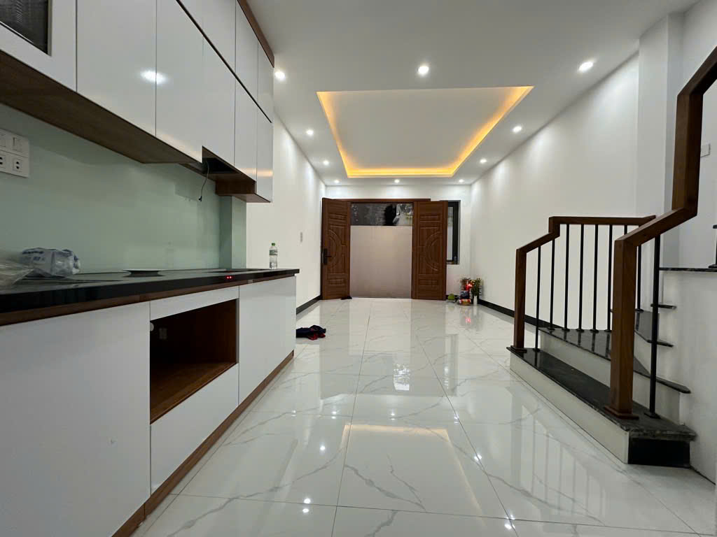 Bán nhà Nghĩa Tân 59m2, 4T, MT 5.3m, ngõ ôto tránh, KD, 19.5 tỷ