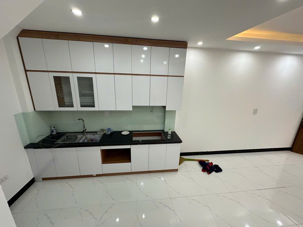 Bán nhà Nghĩa Tân 59m2, 4T, MT 5.3m, ngõ ôto tránh, KD, 19.5 tỷ