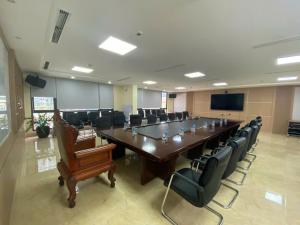Mặt phố quận Tây Hồ, Building 9T mới tinh, 2 mặt tiền, 350m2, MT 15m