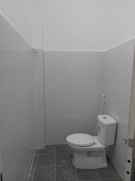 Nhà đẹp Tân Phú – chỉ 5.95 tỷ, hẻm 20m ra mặt tiền, khu chợ vải cực sầm uất!