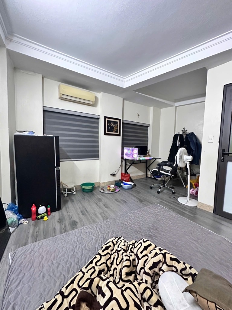 Nhà Mỹ Đình hàng hiếm, dân xây 40m2, 5 tầng, mặt tiền 5m, gần ô tô