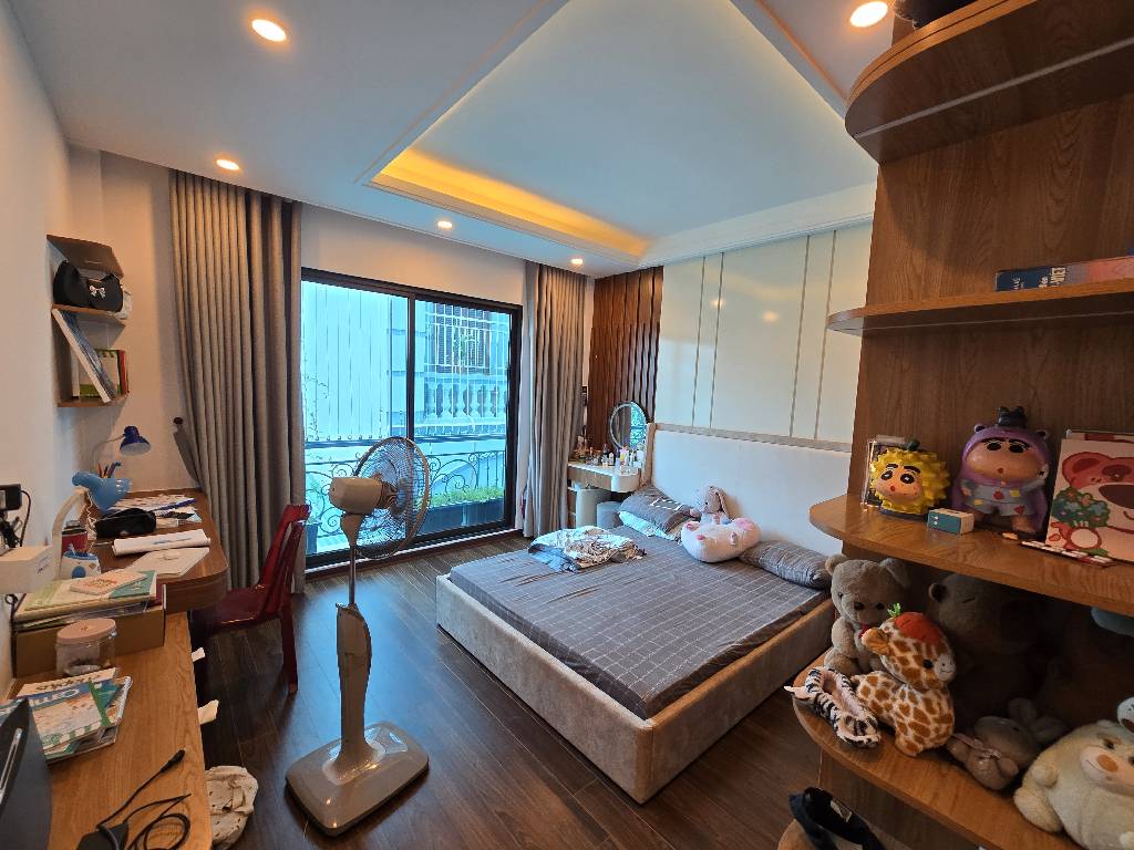 Nhà Mỹ Đình dân xây 35m2, 5 tầng, chào 6,5  tỷ có thương lượng