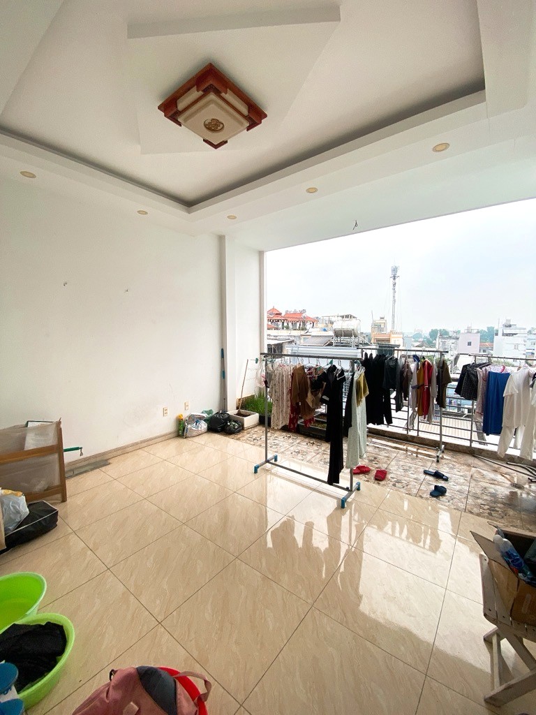 BÁN CĂN HỘ DỊCH VỤ 90M2 HẺM ÔTÔ, 4 TẦNG. DÒNG TIỀN 30TR/TH, PHÙ HỢP GIỬ TÀI SẢN, PHÚ MỸ QUẬN 7.