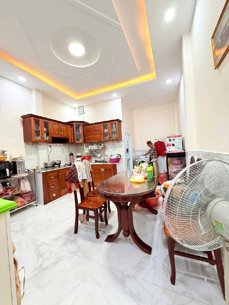 Bán Nhà Phố Tân Phú Quận 7, 2 Tầng  Sát Hẻm Ôtô, Nguyễn Thị Thập, Phú Mỹ Hưng, Chợ Tân Mỹ, 7.4 Tỷ