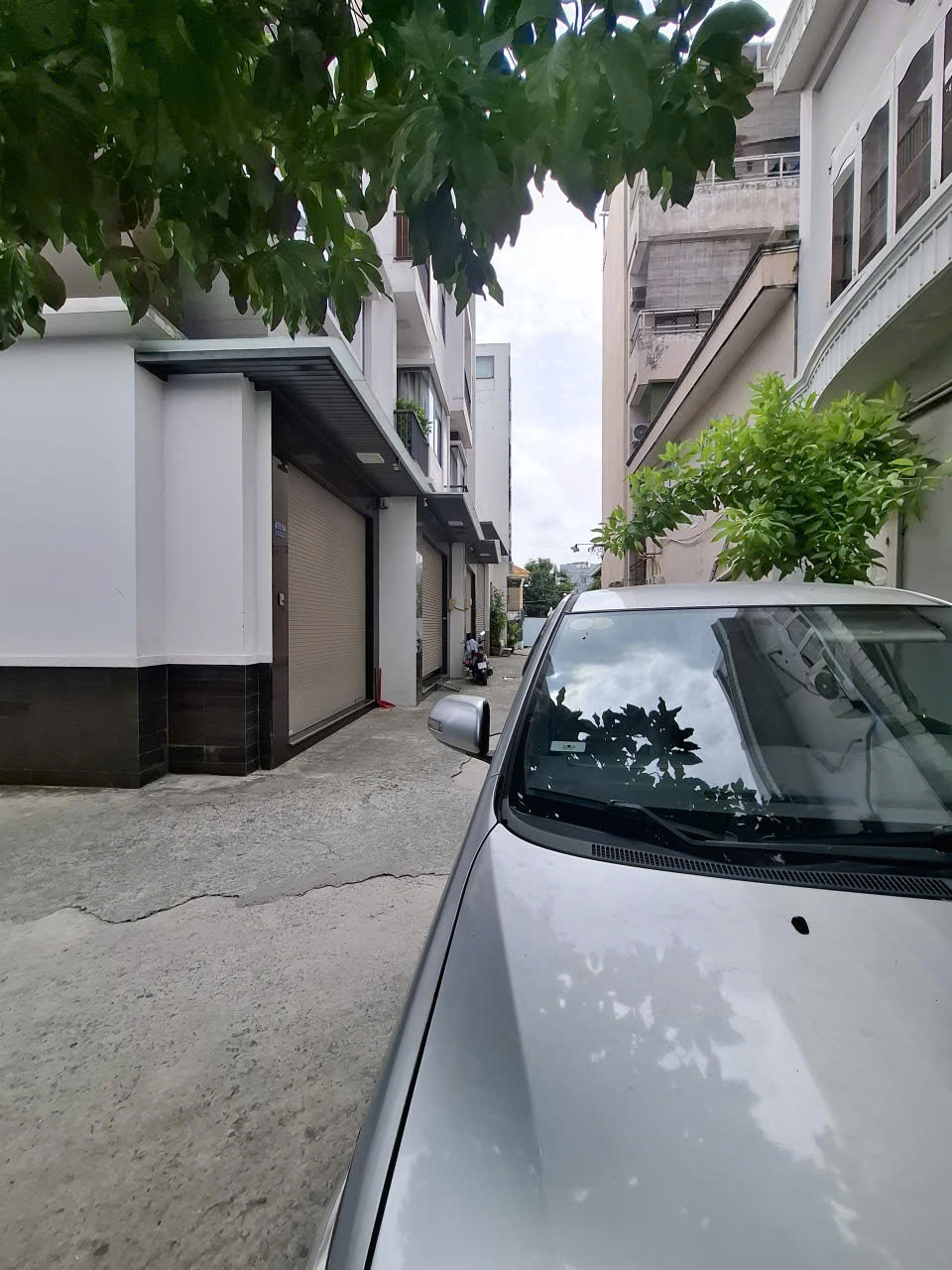 Bán Nhà Phố Phú Thuận Quận 7, 4Tầng Ôtô đỗ cửa, Huỳnh Tấn Phát, Sát Bên Phú Mỹ Hưng, Có Sân Vườn, 6.3 Tỷ