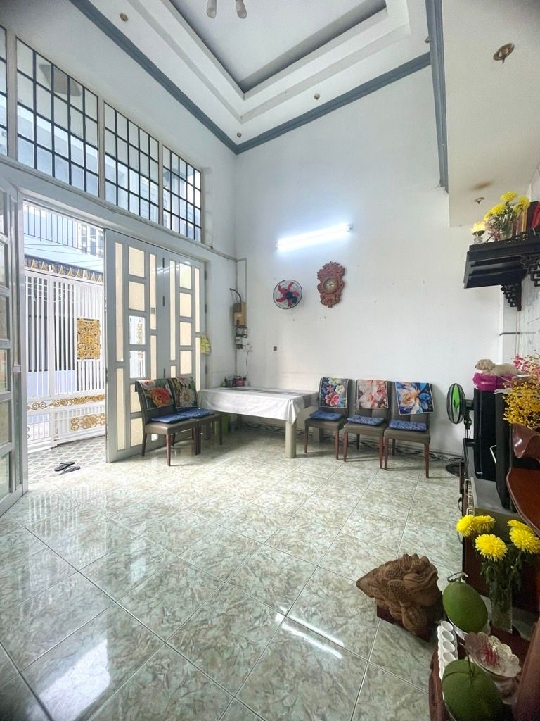 Bán Nhà 3 Tầng Phường Tân Hưng Quận 7, Hẻm Ôtô, Gần Lotte, Mặt tiền 6M, Chỉ 5.7 Tỷ, Gần Cầu Nguyễn Khoái.