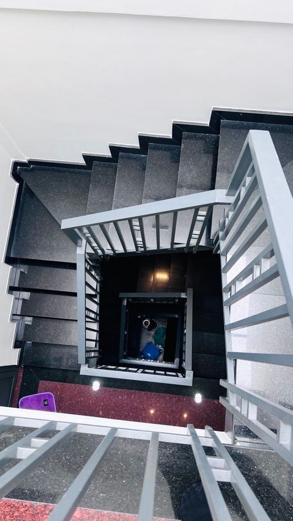 Bán Căn Hộ Dịch Vụ, Thu Nhập 600tr/Năm, Thang Máy,  ÔTô Vào Sát Nhà, Nguyễn Thị Thập, Chỉ  7.3Tỷ