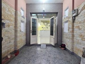 BÁN NHÀ MẶT TIỀN LÂM VĂN BỀN, DT 50M2, VỪA Ở VỪA KINH DOANH SẦM UẤT, GẦN CHỢ TÂN MỸ. 9.5 TỶ