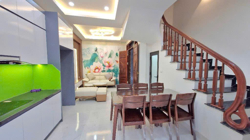 MẶT SAU VIEW THOÁNG VĨNH VIỄN - NỘI THẤT ĐẸP, MỚI KING KOONG - CHỈ VIỆC XÁCH VALI VỀ Ở