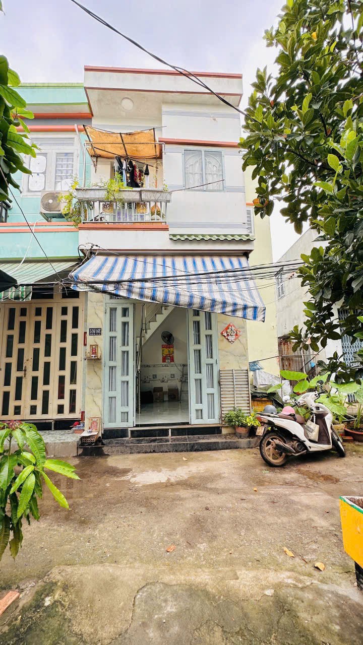 ngang 3.6 dài 12m sổ vuông vức như A4.+nhà bán  Phạm Thế Hiển chỉ hơn 6 tỷ