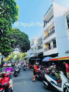 MẶT TIỀN KINH DOANH - NHÀ 5 TẦNG - 5 X 17M - 85M2 - NGAY TRƯỜNG CHINH - KCN TÂN BÌNH - GIÁ 7.5 TỶ