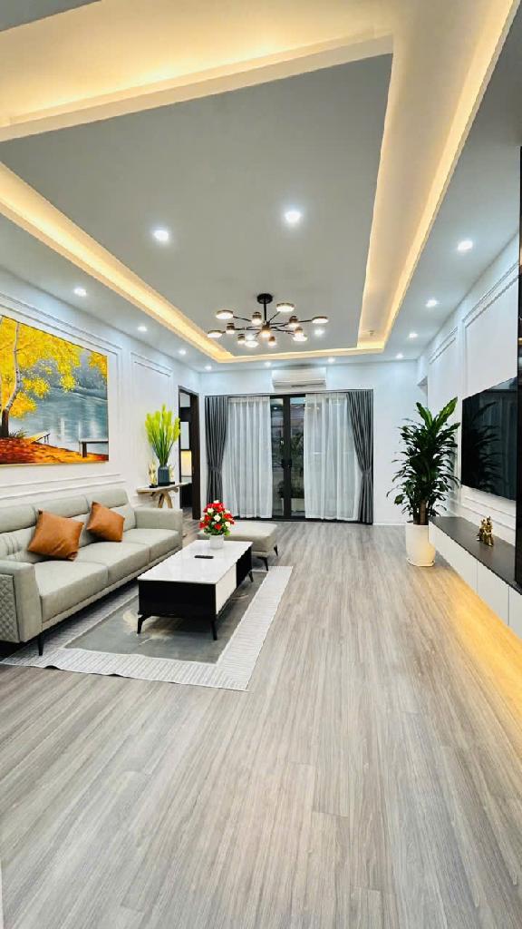 Bán căn hộ chung cư 17 T Hoàng Đạo Thúy, Thanh Xuân, siêu đẹp, 110m2, 8.7 tỷ