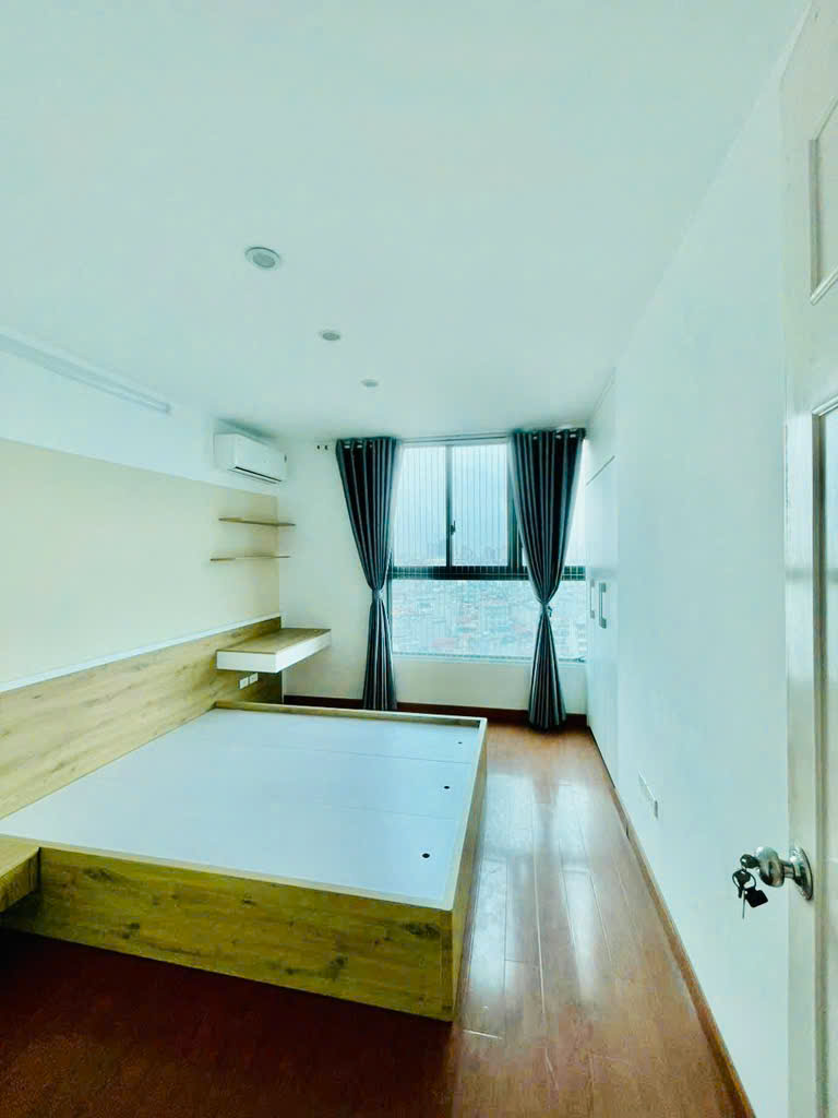 Bán căn hộ chung cư VNT Tower Nguyễn Trãi, Thanh Xuân, siêu đẹp, 109m2, 8.3 tỷ còn thương lượng!