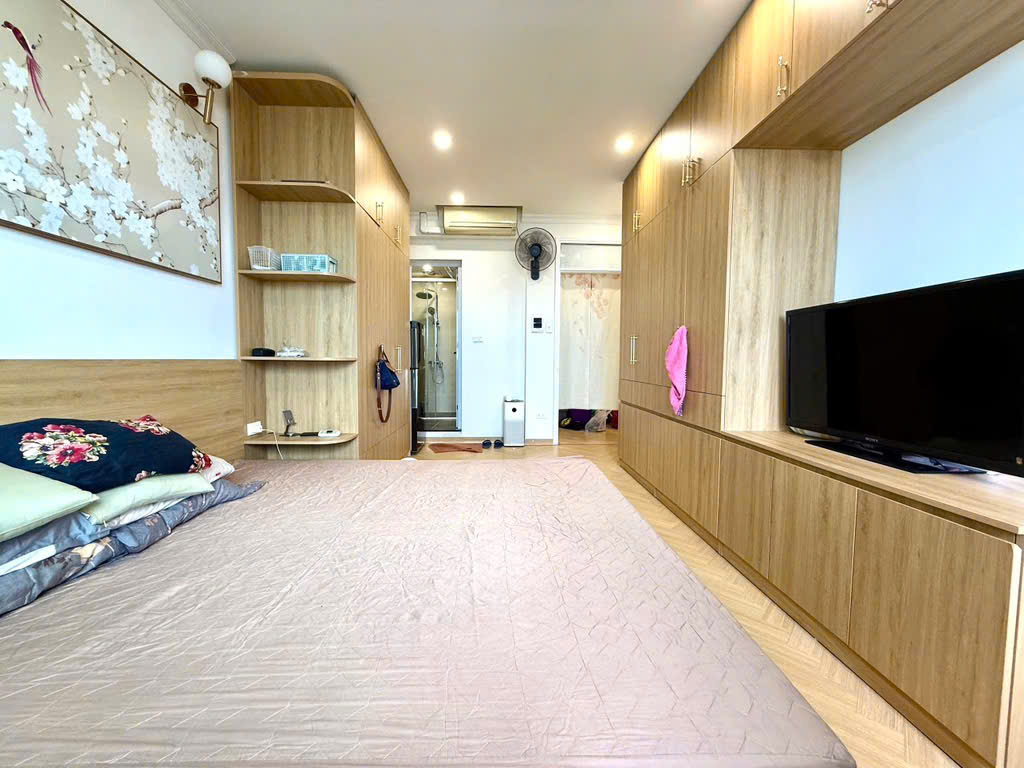 Bán căn hộ chung cư Hoàng Đạo Thúy, Trung Hòa, Cầu Giấy, Siêu đẹp, 131m2, 10.4 tỷ