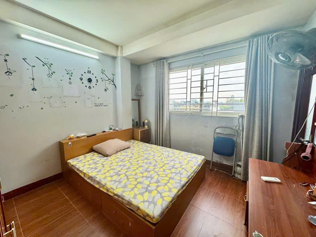 Bán căn hộ chung cư Trường Chinh, Thanh Xuân, Siêu đẹp, 46m2, 2.1 tỷ