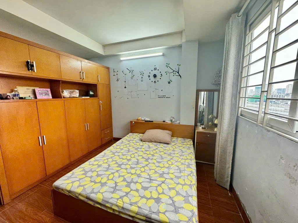 Bán căn hộ chung cư Trường Chinh, Thanh Xuân, Siêu đẹp, 46m2, 2.1 tỷ