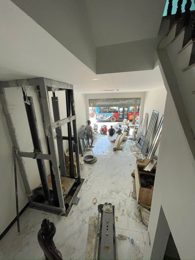 Bán nhà mặt phố Trường Chinh, Đống Đa, Siêu đẹp, 39m2, 26.8 tỷ