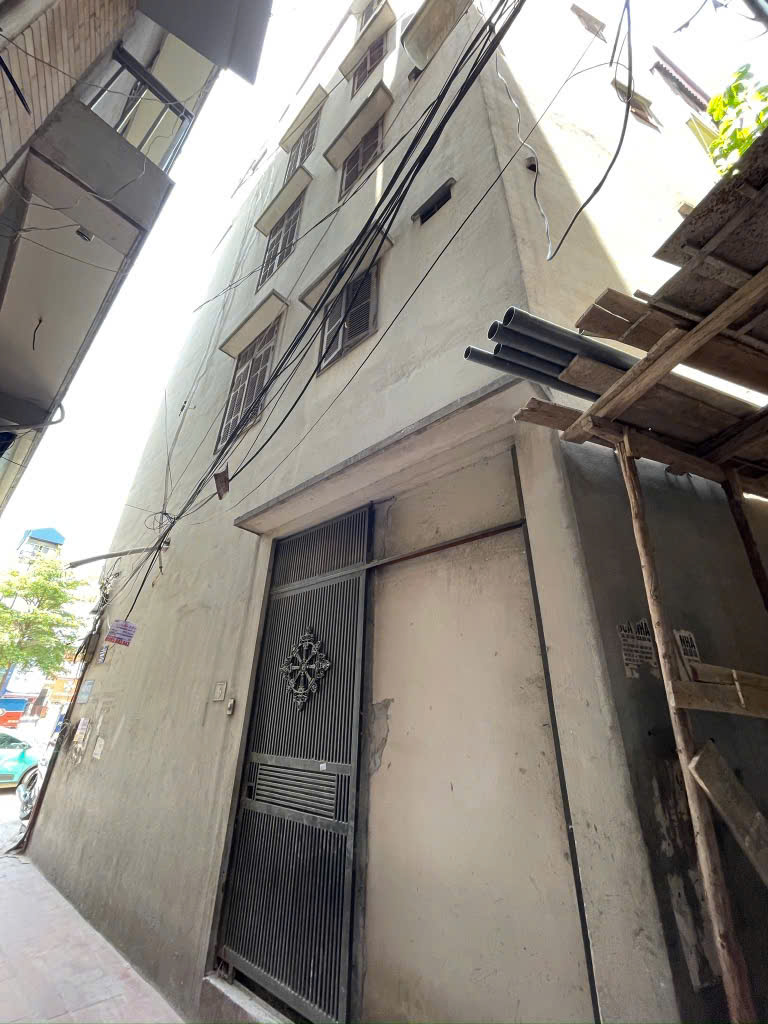 Bán nhà mặt phố Trường Chinh, Đống Đa, Siêu đẹp, 39m2, 26.8 tỷ