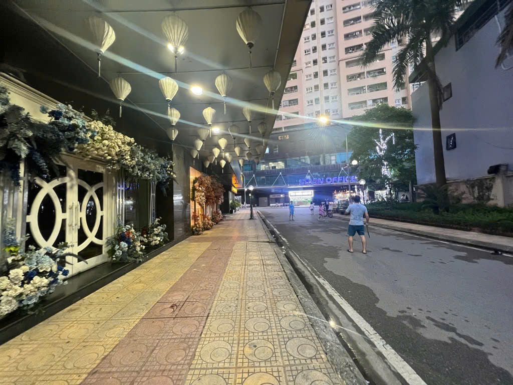 Bán căn hộ Chung cư Nam Đô, Trương Định, Hoàng Mai, siêu rẻ, 93m2, 6.35 tỷ