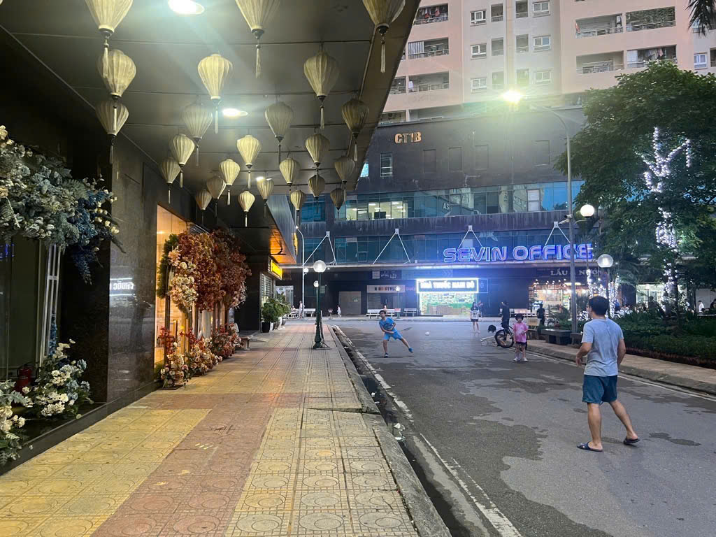 Bán căn hộ Chung cư Nam Đô, Trương Định, Hoàng Mai, siêu rẻ, 93m2, 6.35 tỷ