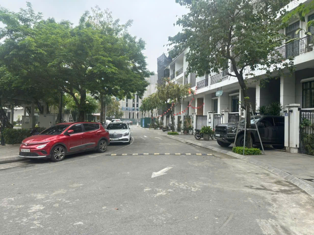 Bán nhà Mạc Thái Tông, Trung Hòa, Cầu Giấy, siêu đẹp, 160.7m2, 56 tỷ