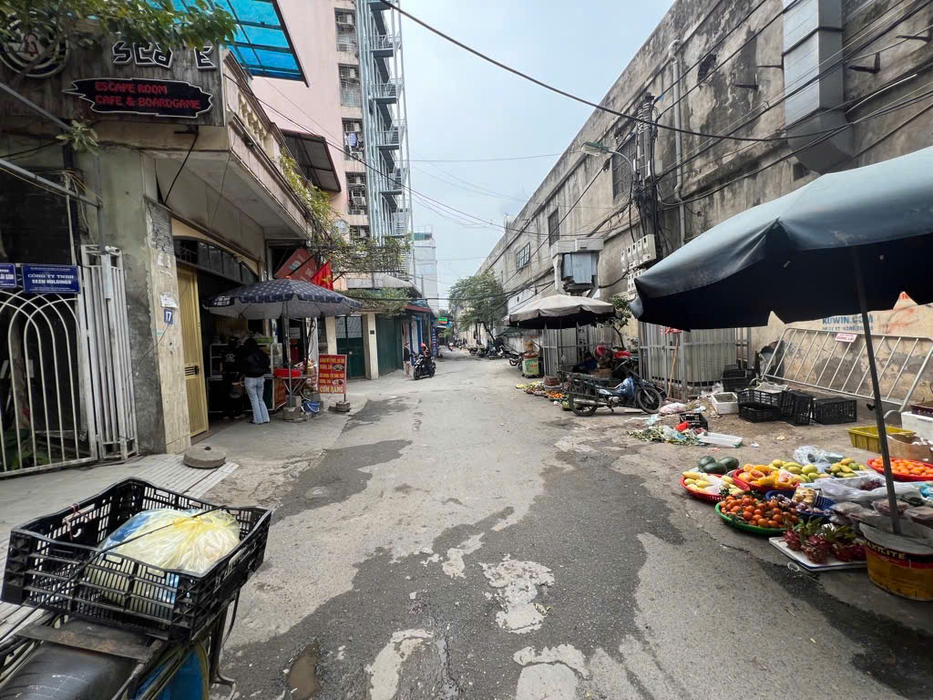 Bán nhà Quan Hoa, Cầu Giấy, Siêu đẹp, 300m2, 170 tỷ