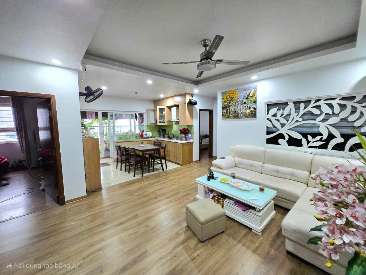 Bán căn hộ chung cư Thăng Long Garden Minh Khai, siêu đẹp, 91m2, 6.8 tỷ